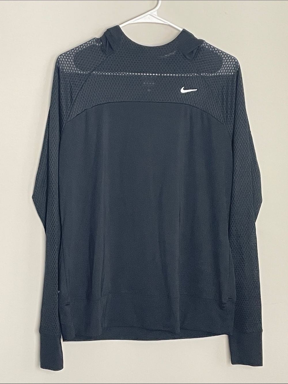 Nike Black Long-Sleeve Mesh-Panel Performance Top